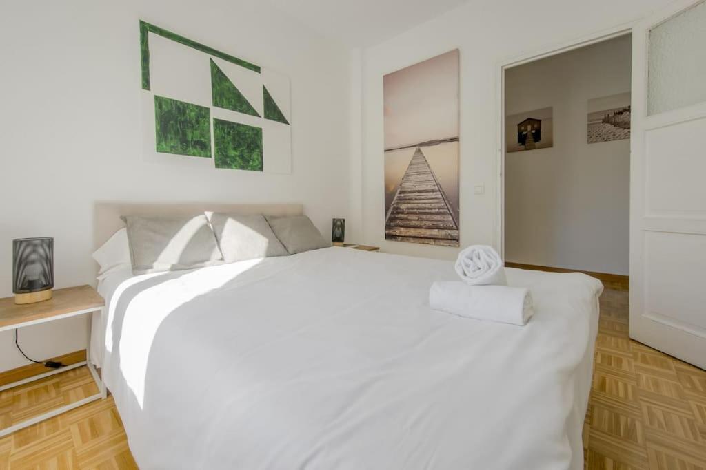 Encantador Piso En La Latina Madrid Centro/Rastro Екстериор снимка
